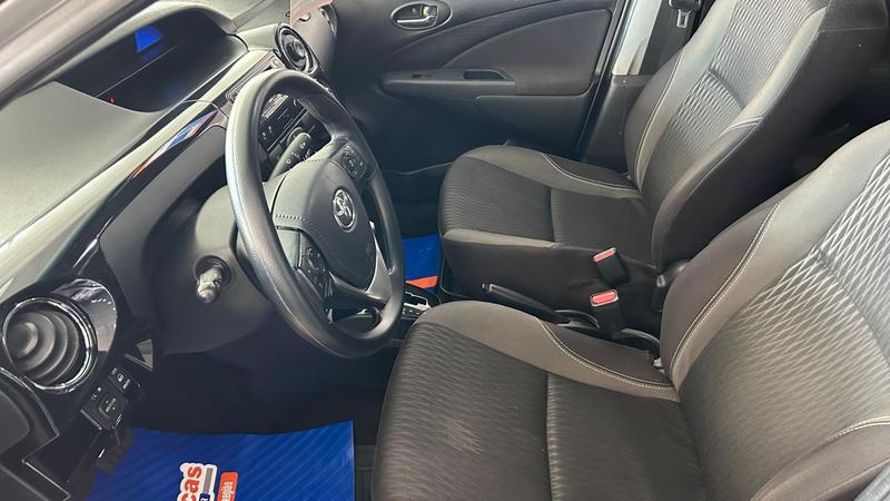 Toyota Etios Sd Xs 1.5 At - foto 5