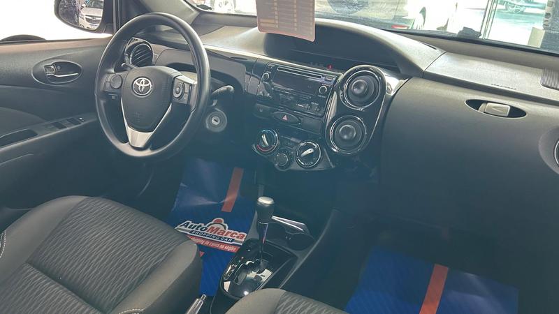 Toyota Etios Sd Xs 1.5 At - foto 6
