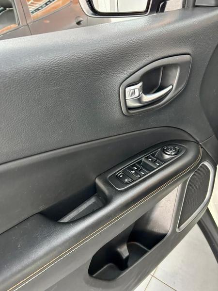 Jeep Compass Longitude 2.0 Flex Automático - foto 9
