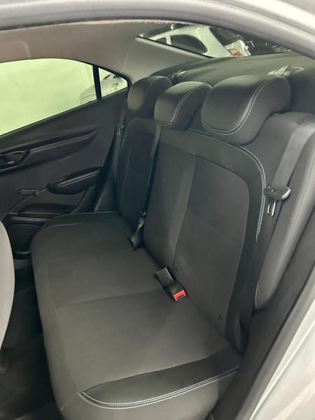 Chevrolet Onix Plus Joy Black - foto 5