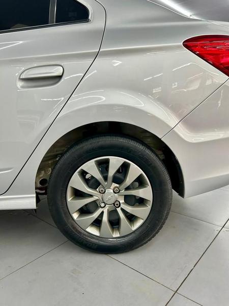 Chevrolet Onix Plus Joy Black - foto 10