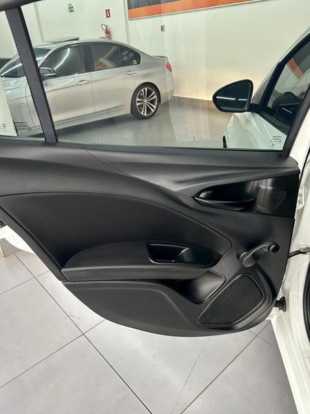 Fiat Cronos Drive 1.0 6V Flex - foto 11