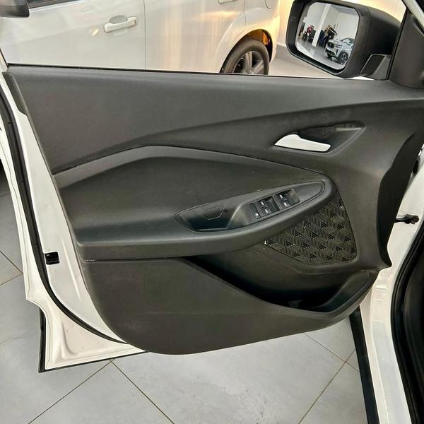 Chevrolet Montana 1.2 Turbo Flex 12V 4P - foto 8