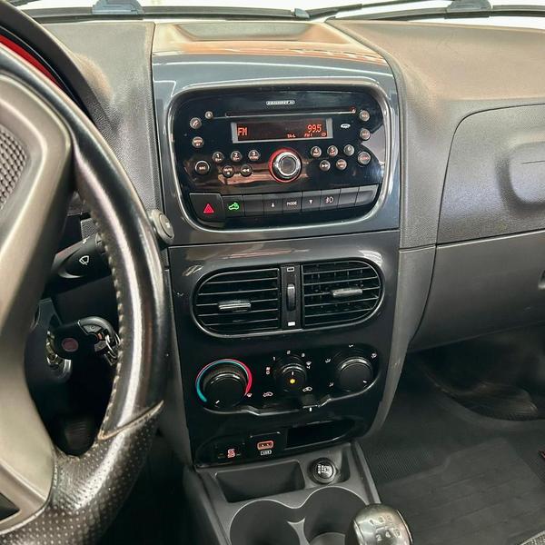 Fiat Strada Freedom 1.4 8V Cs - foto 6
