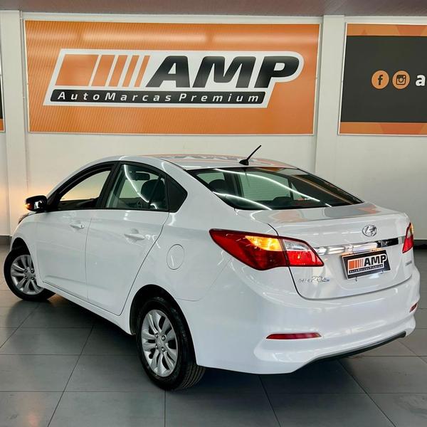 Hyundai HB20S 1.6 Comfort Plus 16V Flex 4P Automático - foto 14