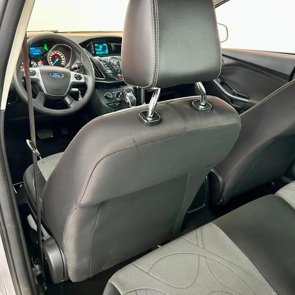 Ford Focus Sedan 2.0 Se Plus 16V Flex 4P Powershift - foto 12