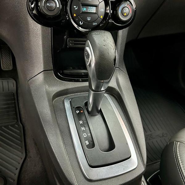 Ford Fiesta Hatch Fiesta Titanium 1.6 16V Flex Automático - foto 10