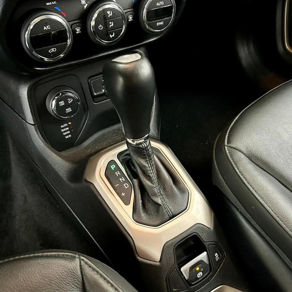 Jeep Renegade Longitude 2.0 Tb Diesel 4X4 Automático - foto 11