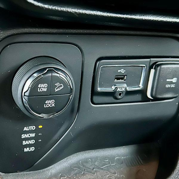 Jeep Renegade Longitude 2.0 Tb Diesel 4X4 Automático - foto 10