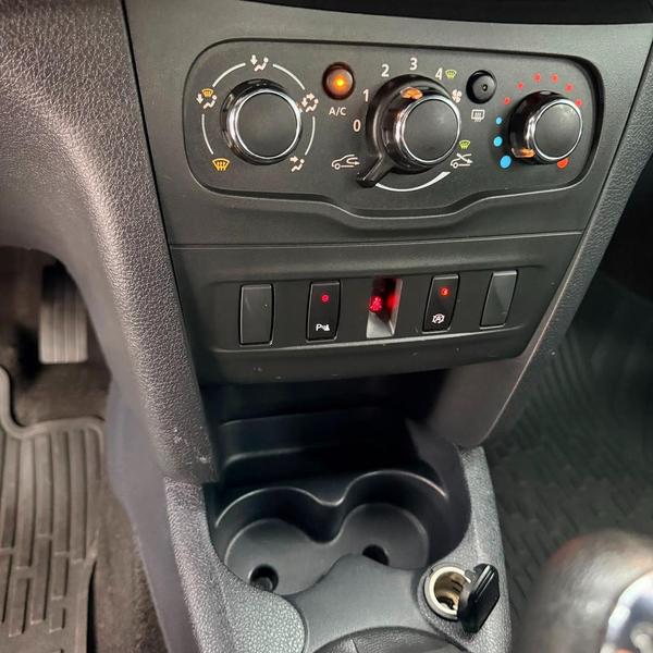Renault Sandero S Edition Flex 1.0 12V 5P Mec - foto 11
