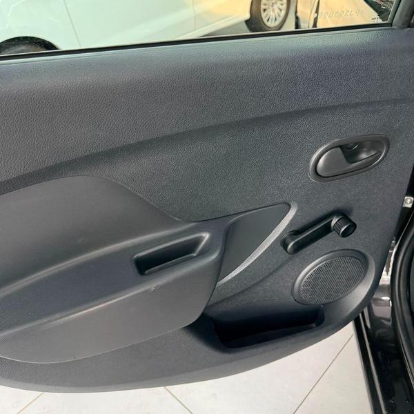 Renault Sandero S Edition Flex 1.0 12V 5P Mec - foto 18