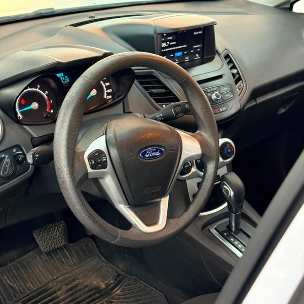 Ford Fiesta 1.6 Sel Hatch 16V Flex 4P Powershift - foto 6