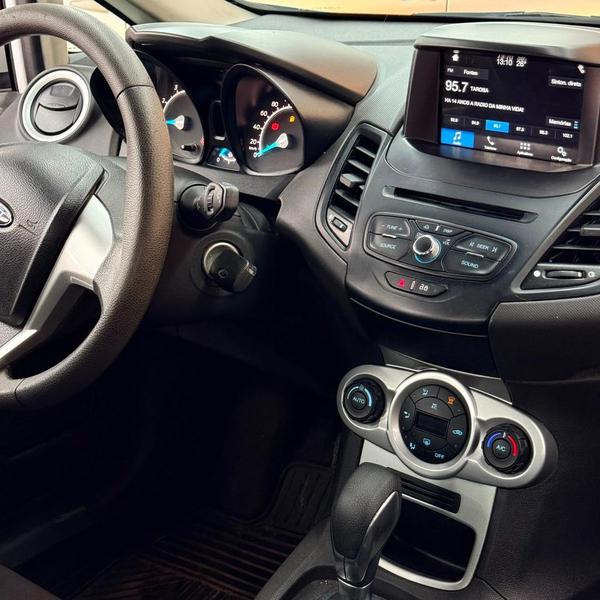 Ford Fiesta 1.6 Sel Hatch 16V Flex 4P Powershift - foto 5