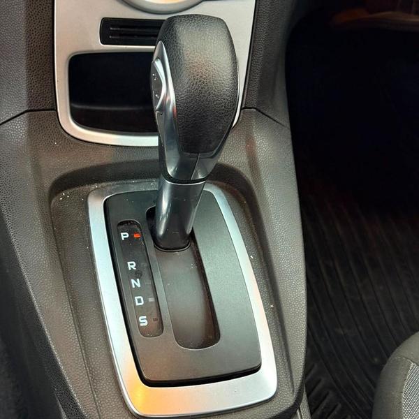 Ford Fiesta 1.6 Sel Hatch 16V Flex 4P Powershift - foto 11