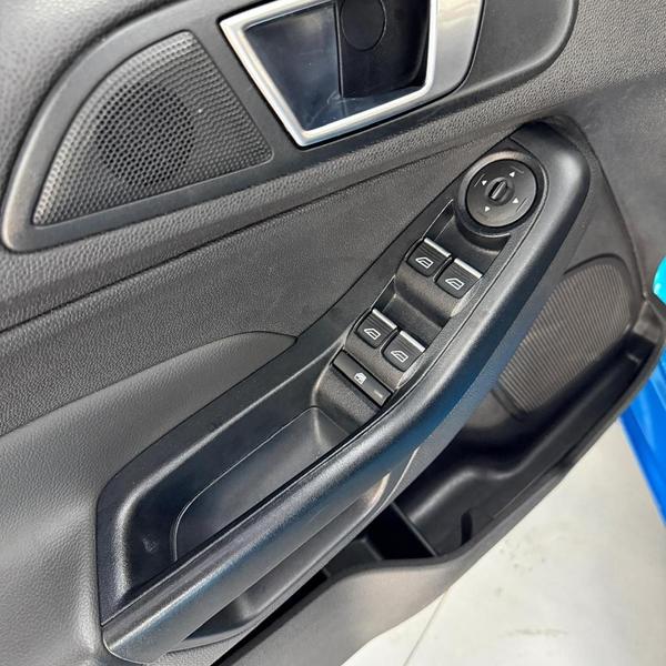Ford Fiesta Hatch Fiesta Titanium 1.6 16V Flex Automático - foto 10