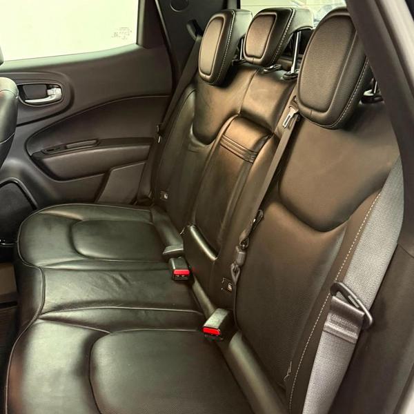 Fiat Toro Ultra 2.0 16V 4X4 Tb Diesel Automático - foto 12