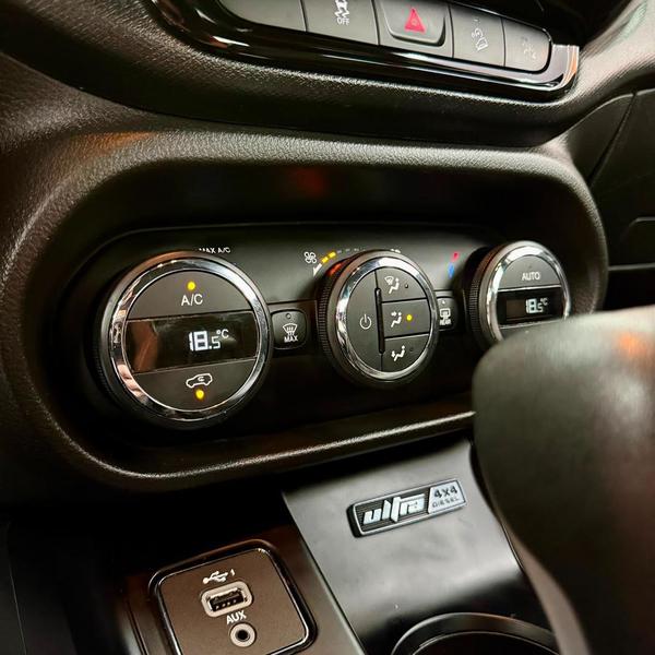 Fiat Toro Ultra 2.0 16V 4X4 Tb Diesel Automático - foto 9