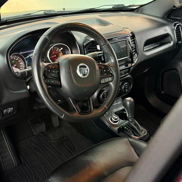 Fiat Toro Ultra 2.0 16V 4X4 Tb Diesel Automático - foto 6
