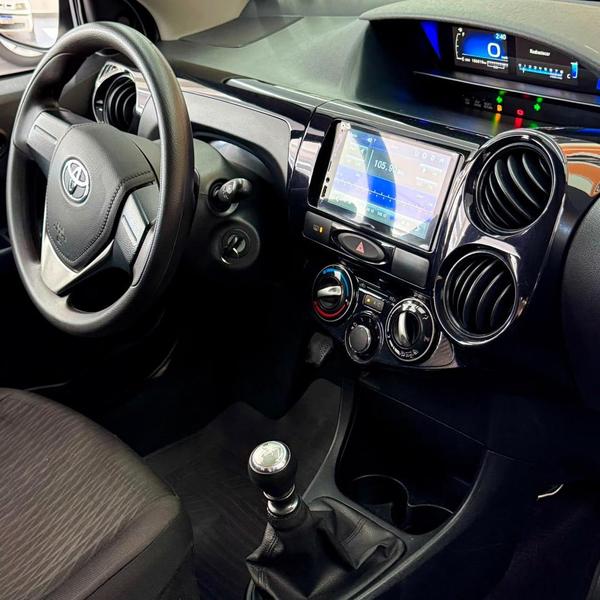 Toyota Etios Hb X 13l Mt - foto 5