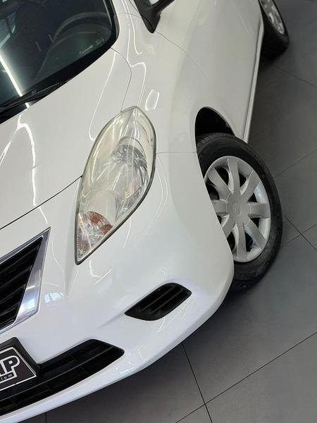 Nissan Versa 1.6 Sv Flex Mec - foto 3