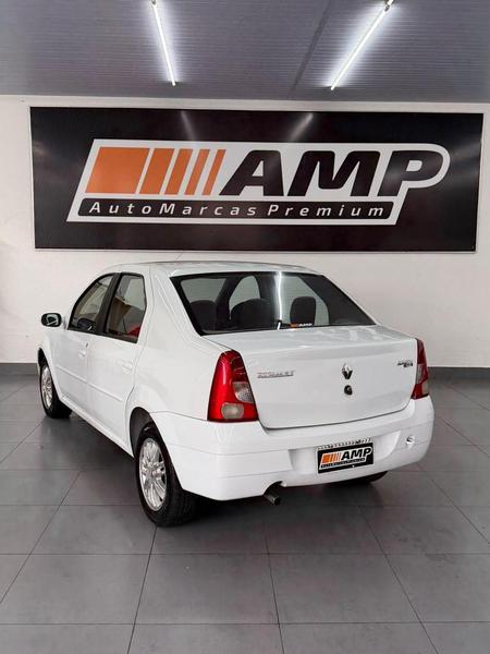 Renault Logan Sedan Privilege 1.6 16V Hi Flex - foto 4