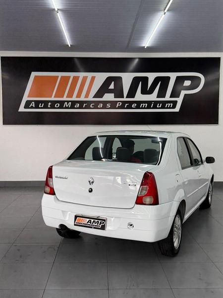 Renault Logan Sedan Privilege 1.6 16V Hi Flex - foto 2