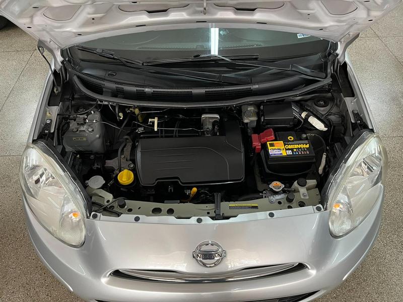 Nissan March 1.0 Flex - foto 6