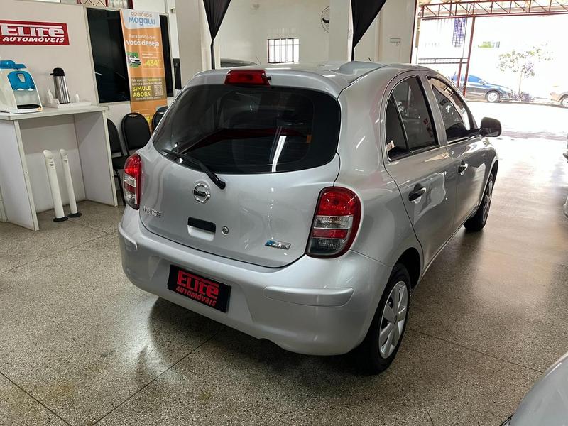 Nissan March 1.0 Flex - foto 5