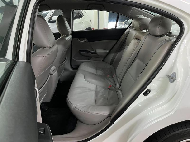 Honda Civic Lxs At - foto 11