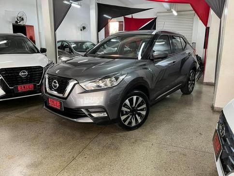 NISSAN KICKS SL CVT
