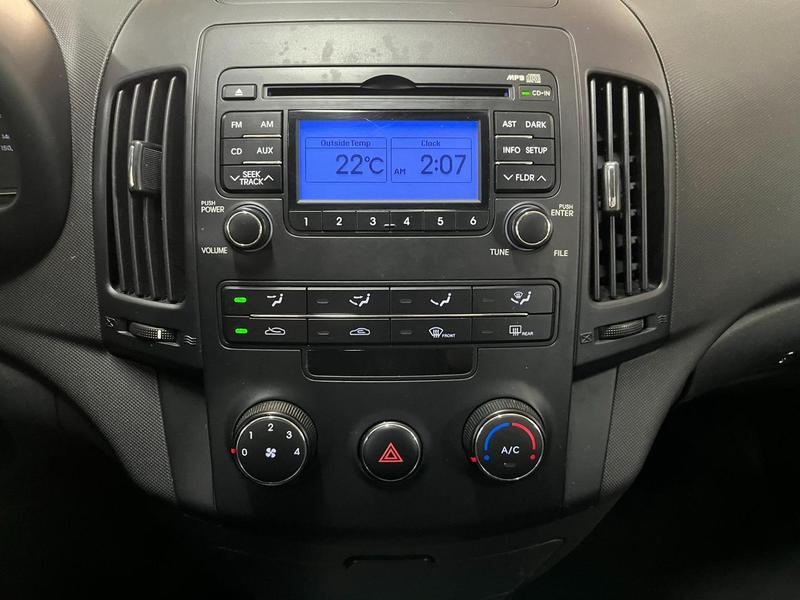 Hyundai i30 2.0 16V 145cv 5P Mec. - foto 17