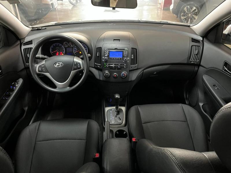 Hyundai i30 2.0 16V 145cv 5P Mec. - foto 16