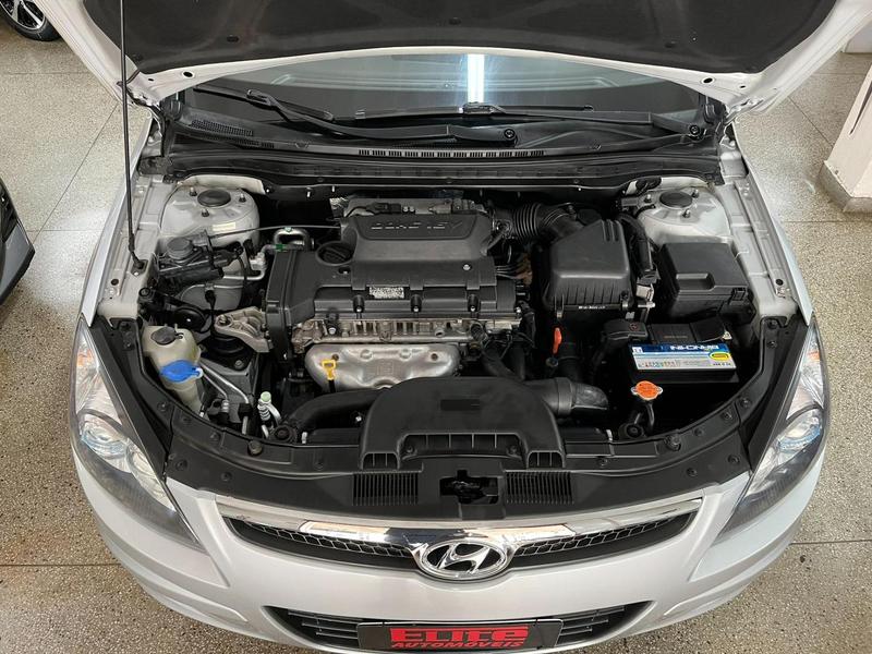 Hyundai i30 2.0 16V 145cv 5P Mec. - foto 6