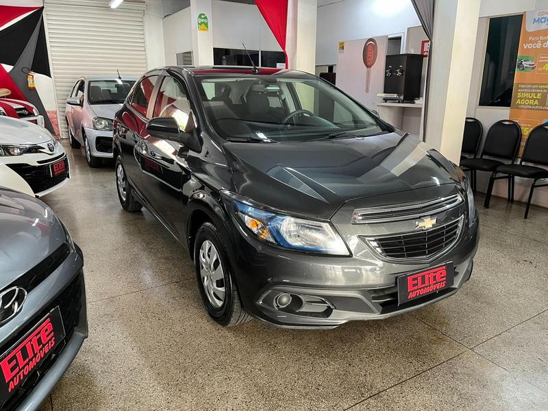 Chevrolet Onix 14mt LT - foto 3