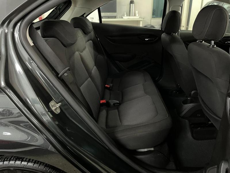 Chevrolet Onix 14mt LT - foto 9