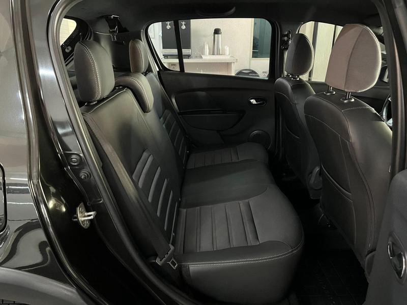 Renault Sandero Int 1.6 CVT - foto 9