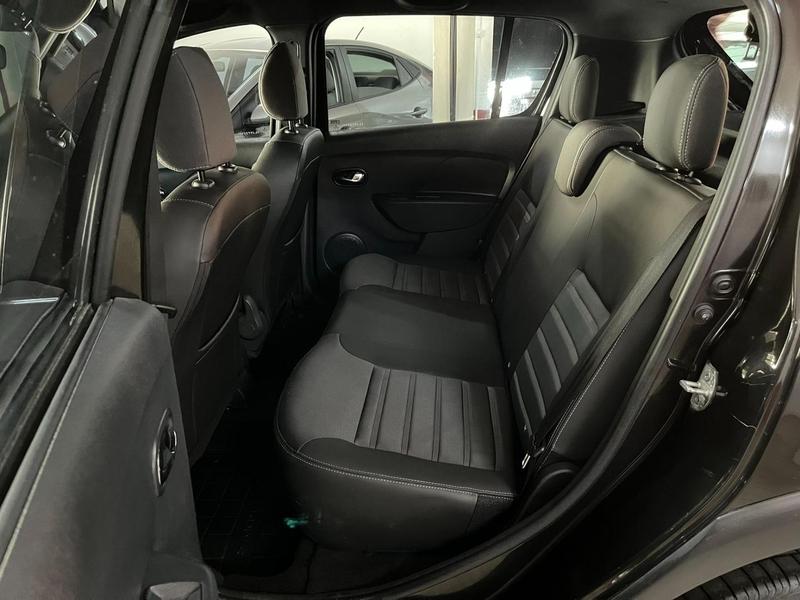 Renault Sandero Int 1.6 CVT - foto 11