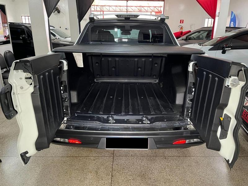 Fiat Toro 13 Turbo 270 Flex Volcano - foto 7