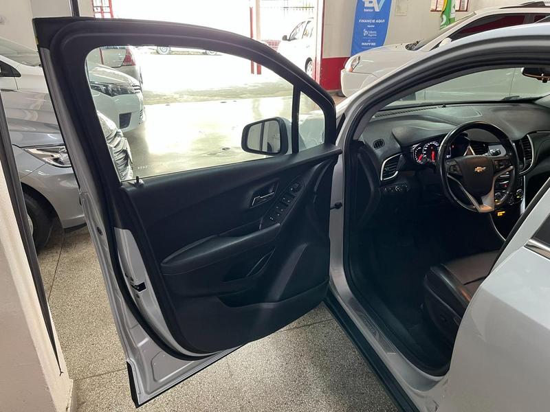 Chevrolet Tracker Premier - foto 14