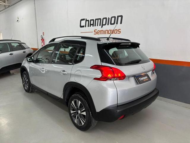 PEUGEOT 2008 ALLURE 1.6 AUTOMATICO 2020