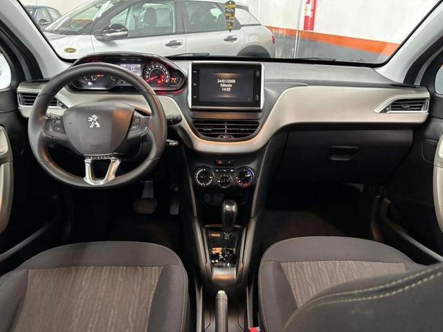 PEUGEOT 2008 ALLURE 1.6 AUTOMATICO 2020