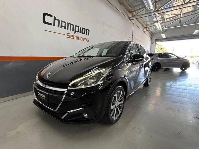 PEUGEOT 208 1.6 GRIFFE 16V FLEX 4P AUTOMATICO 2017 PEUGEOT 208 1.6 GRIFFE 16V FLEX 4P AUTOMATICO 2017