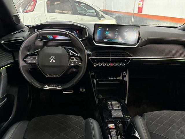 PEUGEOT E2008 GT 2023