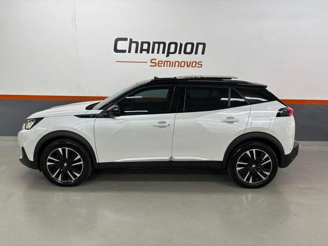 PEUGEOT E2008 GT 20232