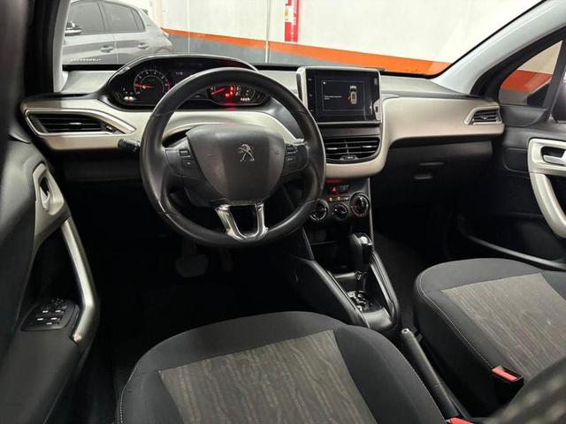 PEUGEOT 2008 ALLURE PACK 1.6 AT 20204