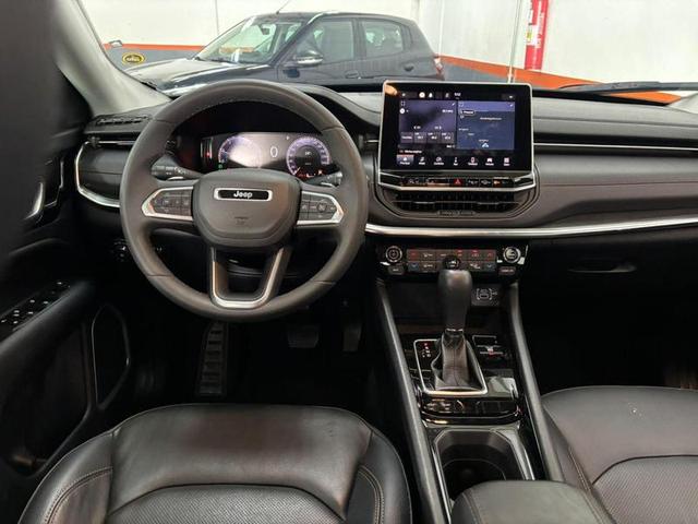 JEEP COMPASS LIMITED T270 1.3 TB 4X2 FLEX AUT 20236