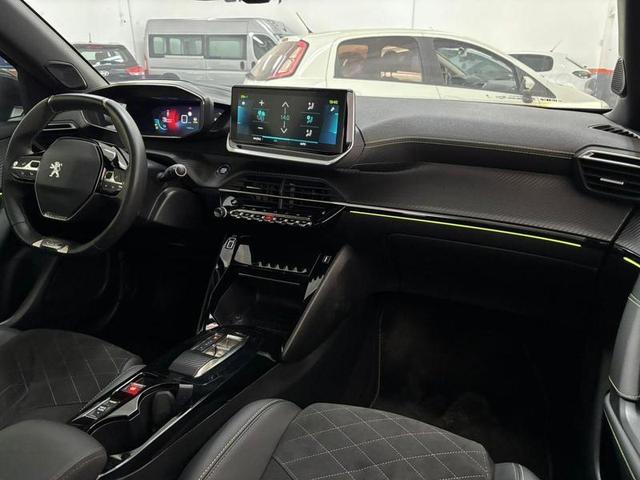 PEUGEOT E2008 GT 20237