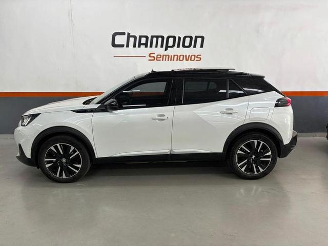 PEUGEOT E2008 GT 20232