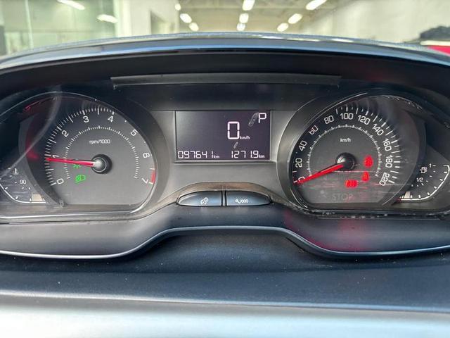 PEUGEOT 2008 ALLURE 1.6 AUTOMATICO 202010