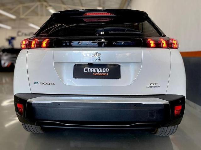 PEUGEOT E2008 GT 20235